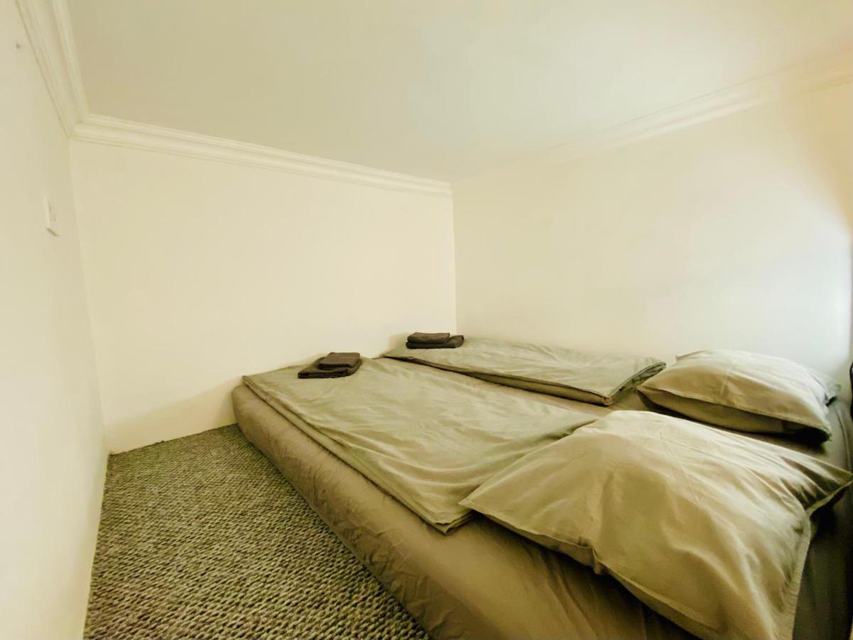 Spacious 4Br Oasis In Central Budapest - Bp Sky Exteriör bild