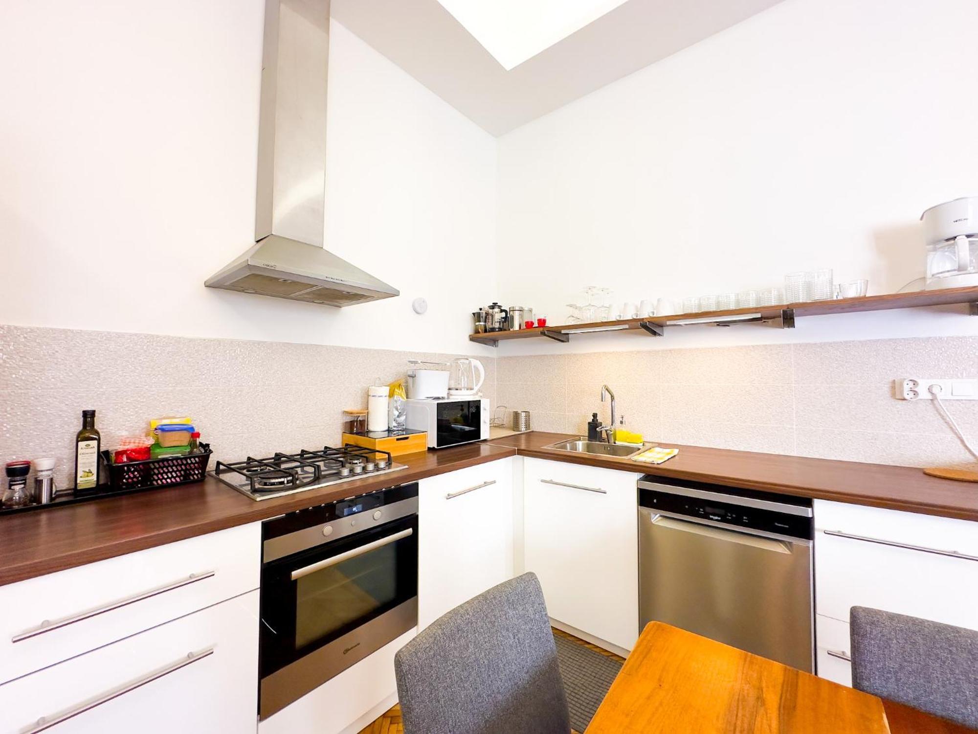Spacious 4Br Oasis In Central Budapest - Bp Sky Exteriör bild